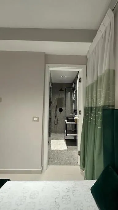 Host Apartament Elio Tirana Apartment